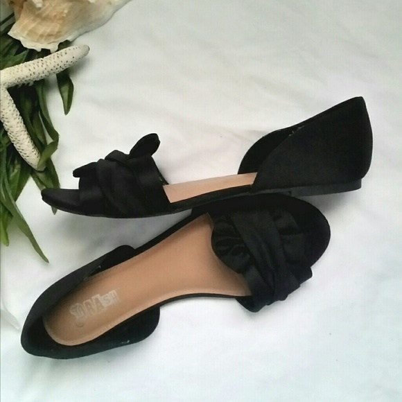 Trash Shoes - **Black Open Toe Flats**